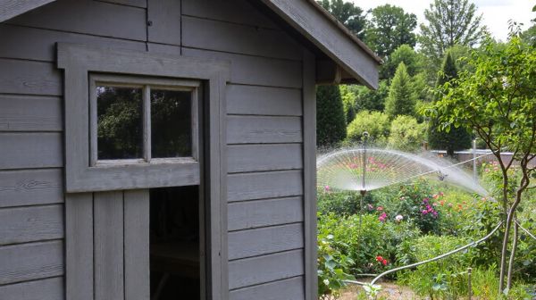 Guide complet pour l'abri de jardin : matériaux et coûts 2026
